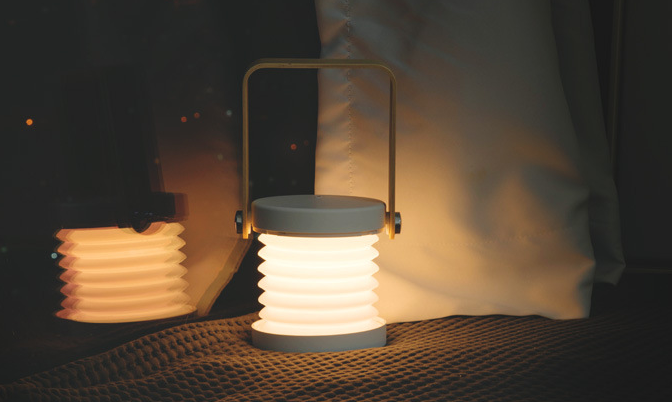 Discover the Foldable Touch LED Night Light - a versatile lantern that serves as a night lamp, flashlight, and table lamp. Rechargeable and dimmable for any occasion