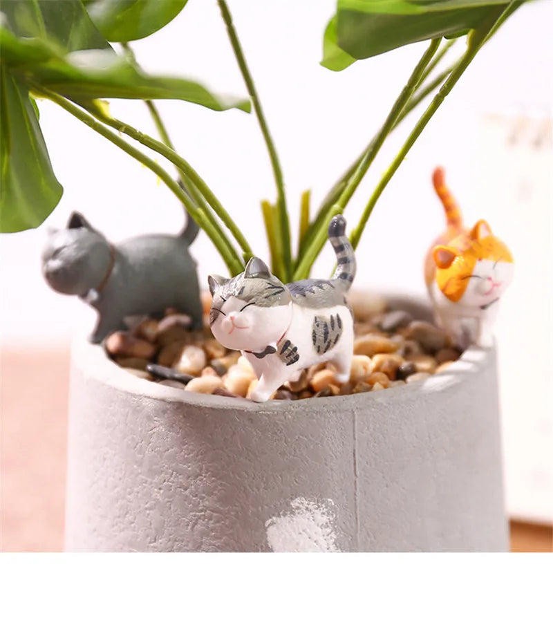 Kawaii Bell Cat Figurines