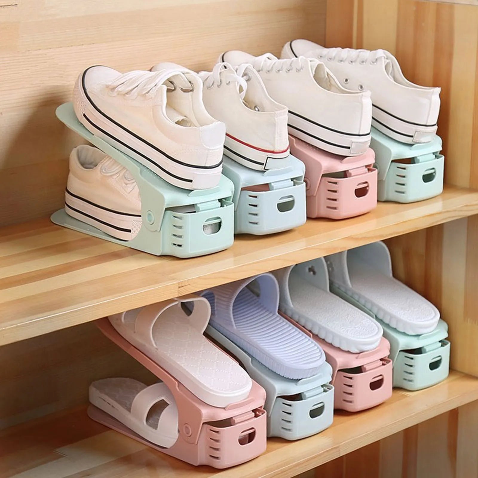 
Keep your space organized with this foldable, wall-mounted slipper rack! Durable, space-saving, and easy to install—perfect for slippers and towels.