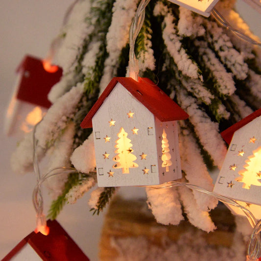 Create a cozy holiday ambiance with House-Shaped LED String Lights! Perfect for parties and gifting, adding warmth to your festive decor.