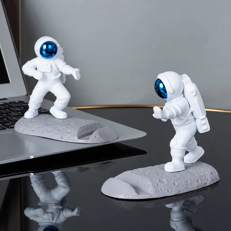 Astronaut Phone Stand Ornament