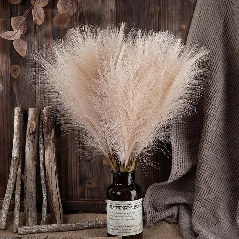 Simulated Fluffy Pampas Grass