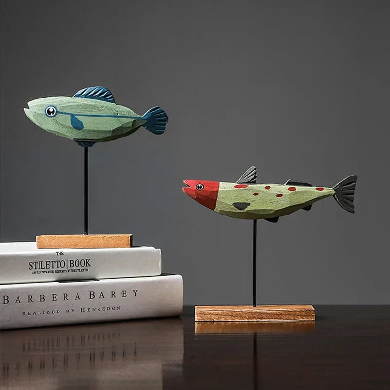 Colorful Nordic retro wooden fish statue: High-quality wood, vibrant design, adds charm & warmth to any room. Perfect for living rooms or bedrooms.